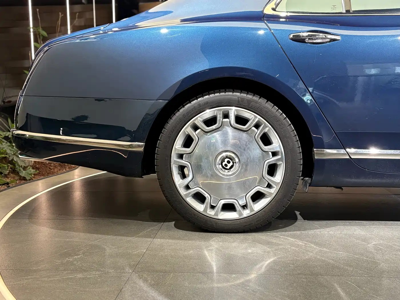 Bentley Mulsanne 2013 6.8T Mulliner Special Edition фото 5