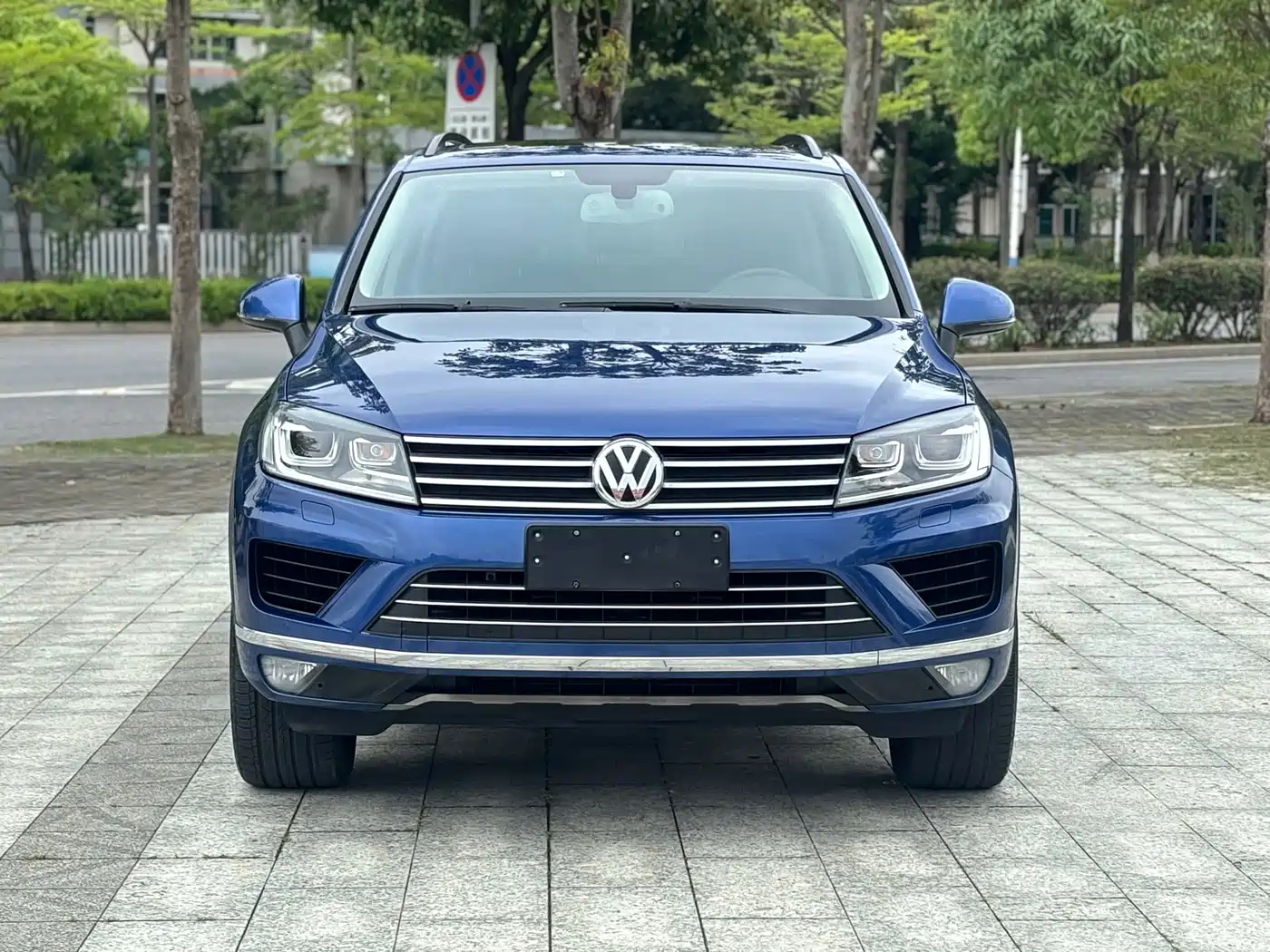 Volkswagen Touareg 2017 3.0TSI Explorer Edition фото 2