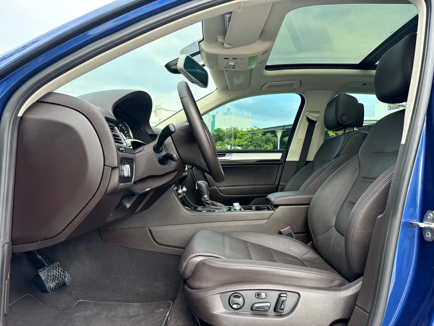 Volkswagen Touareg 2017 3.0TSI Explorer Edition фото 11
