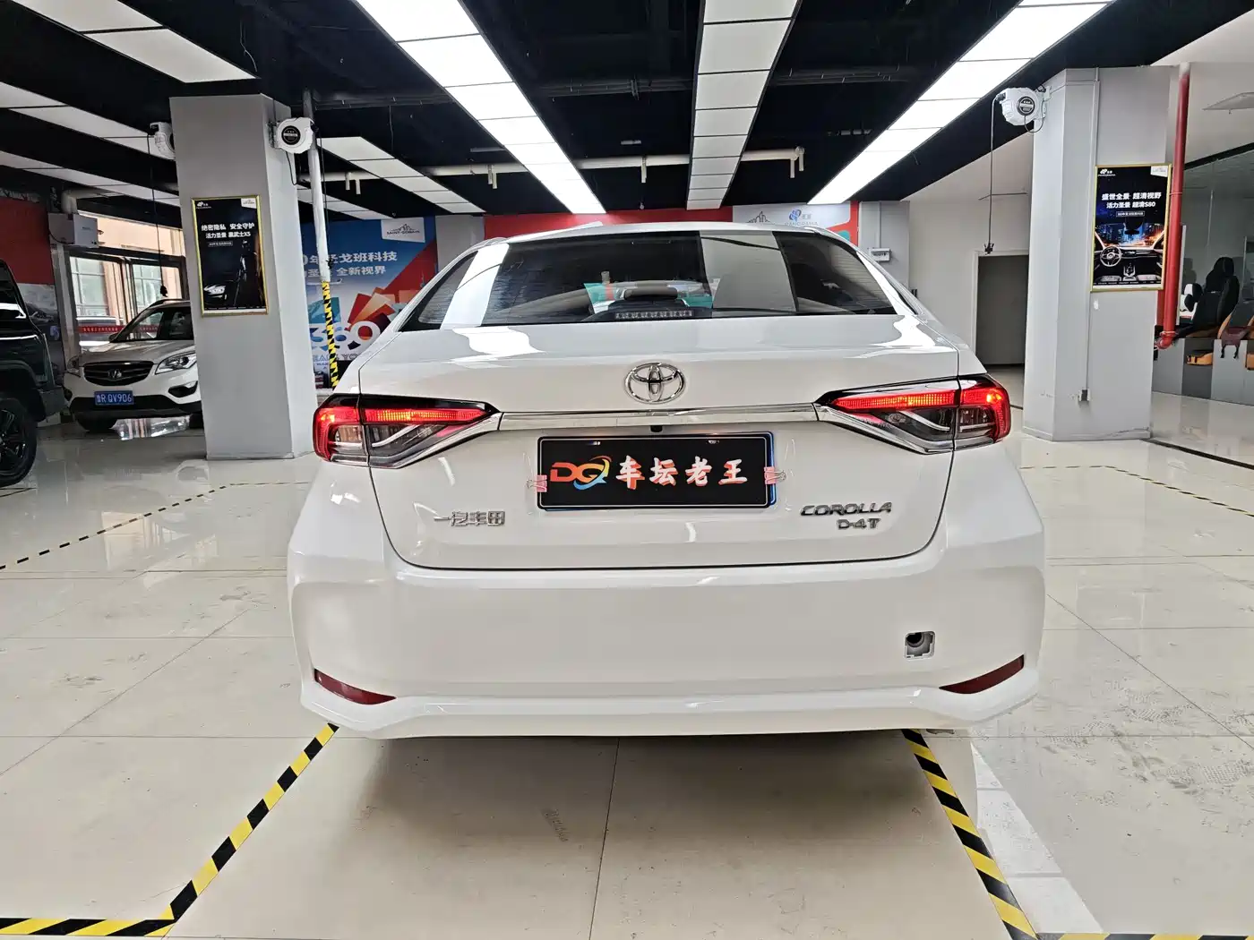 Toyota Corolla 2023 1.2T Pioneer Edition фото 12