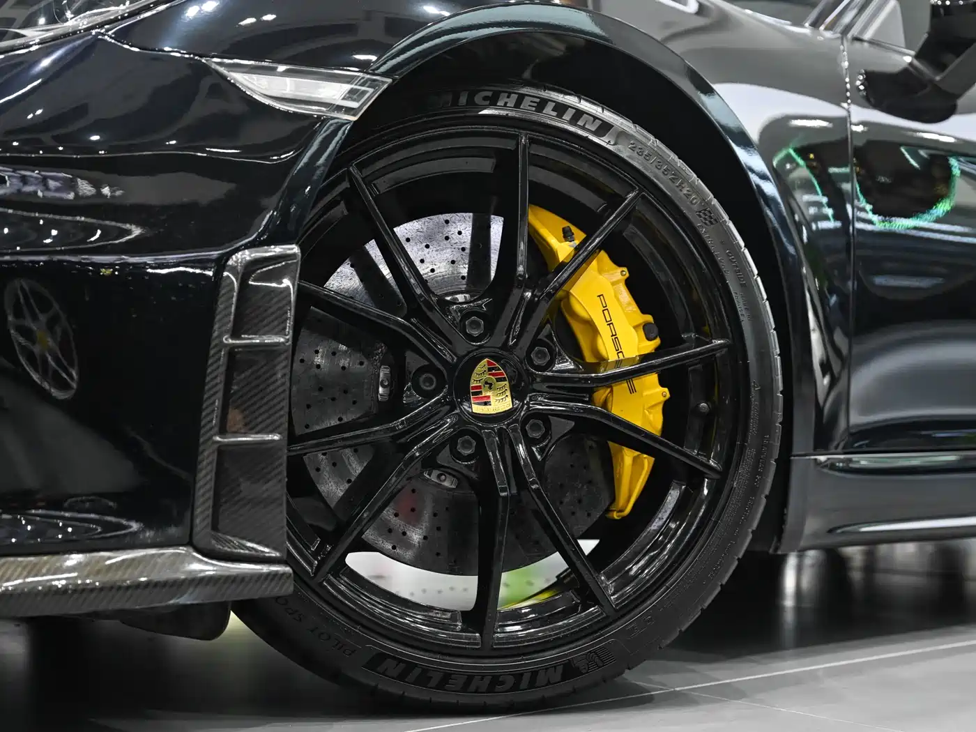 Porsche 718 2018 Cayman 2.0T фото 20