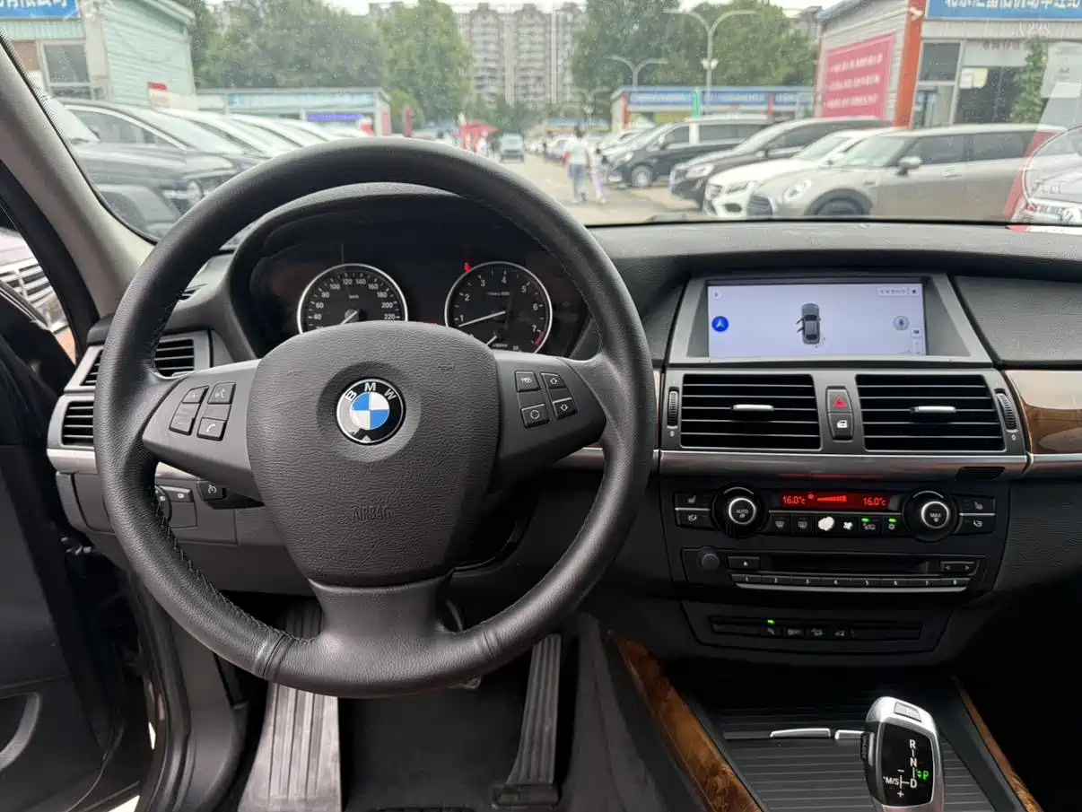 BMW X5 (Import) 2013 xDrive35i Leading фото 9