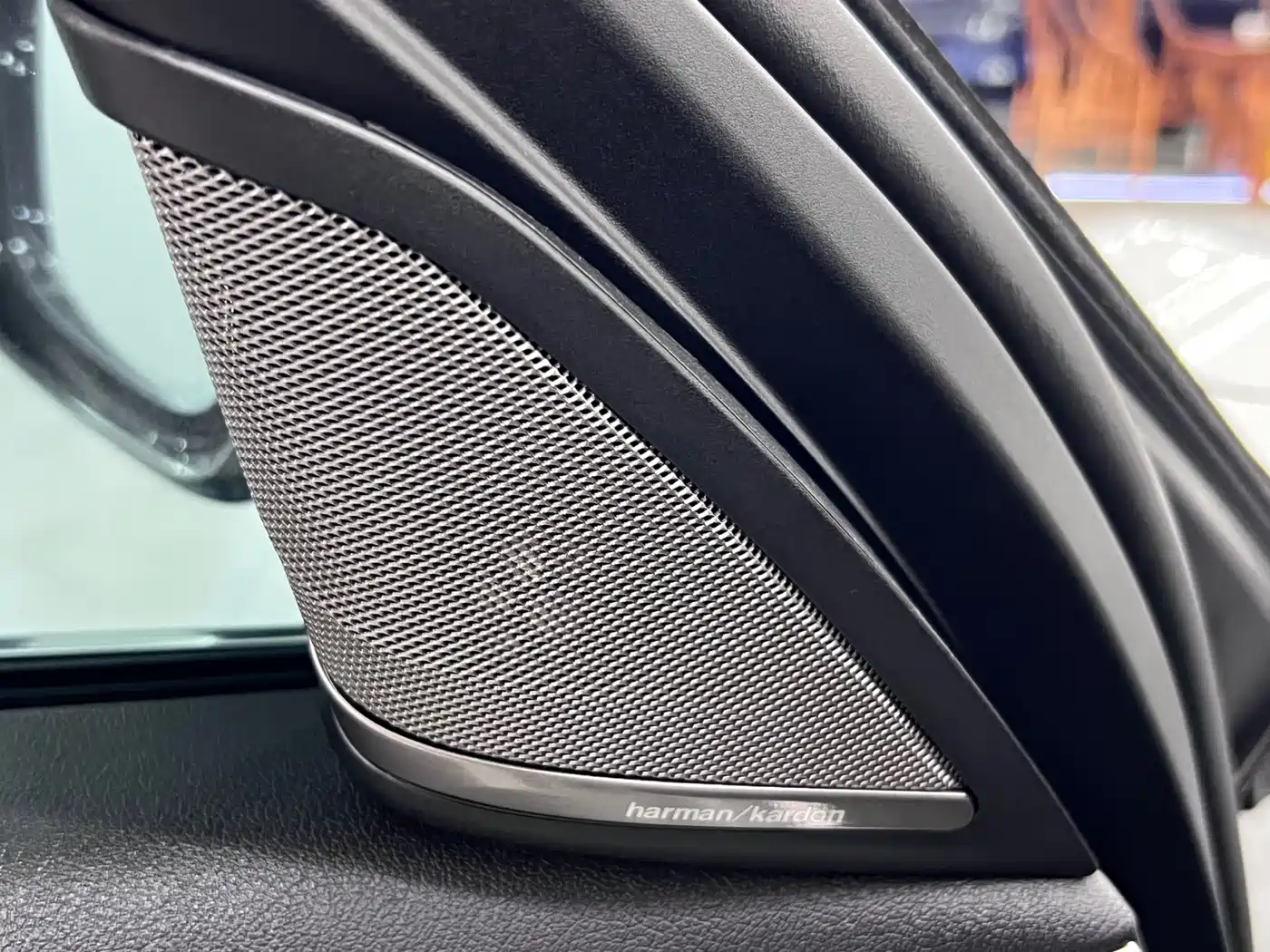 BMW 5 Series 2019 530Li Premium Luxury Package фото 24