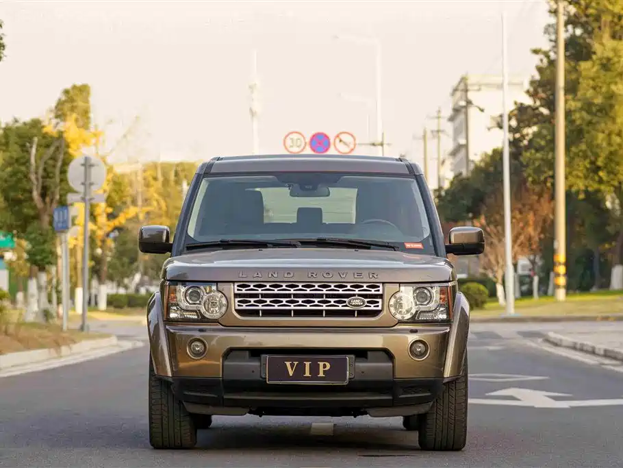 Land Rover Discovery 2012 3.0 SDV6 HSE Diesel фото 2