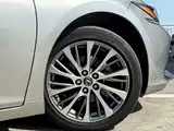 Фото 6 - Lexus ES