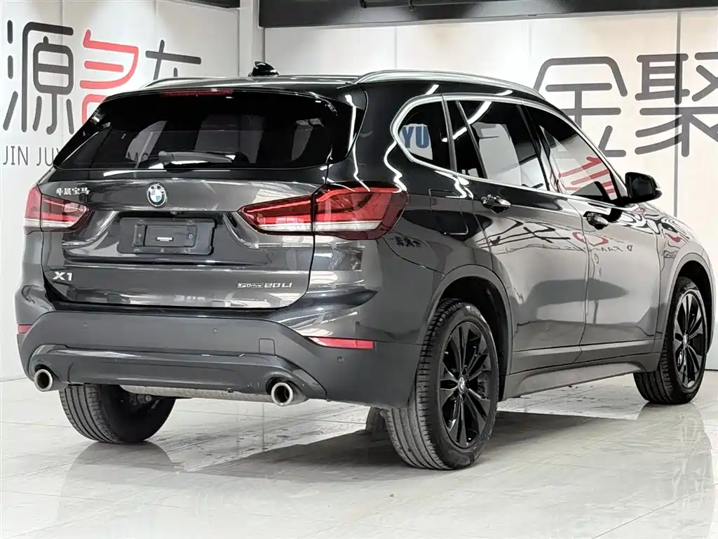 BMW X1 2021 sDrive20Li Fashion фото 6