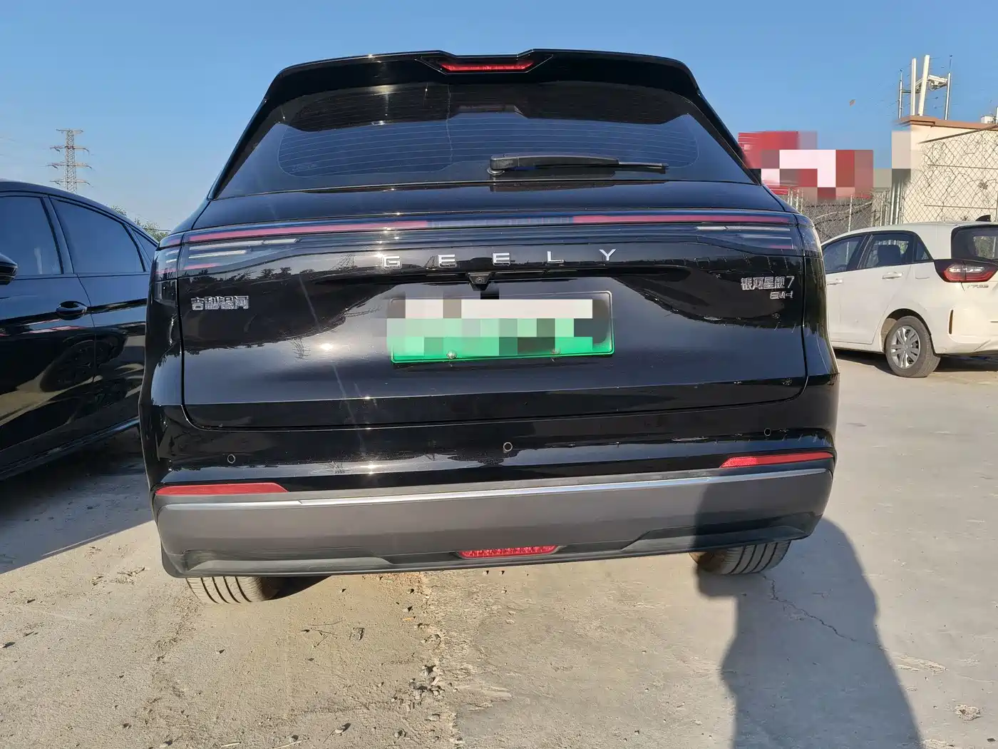 Geely Galaxy Galaxy Starship 7 EM-i 2025 Model 120km Voyage+ Edition фото 12