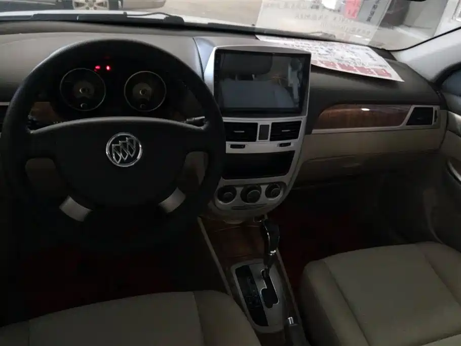 Buick Excelle 2015 1.5L Automatic Classic фото 12
