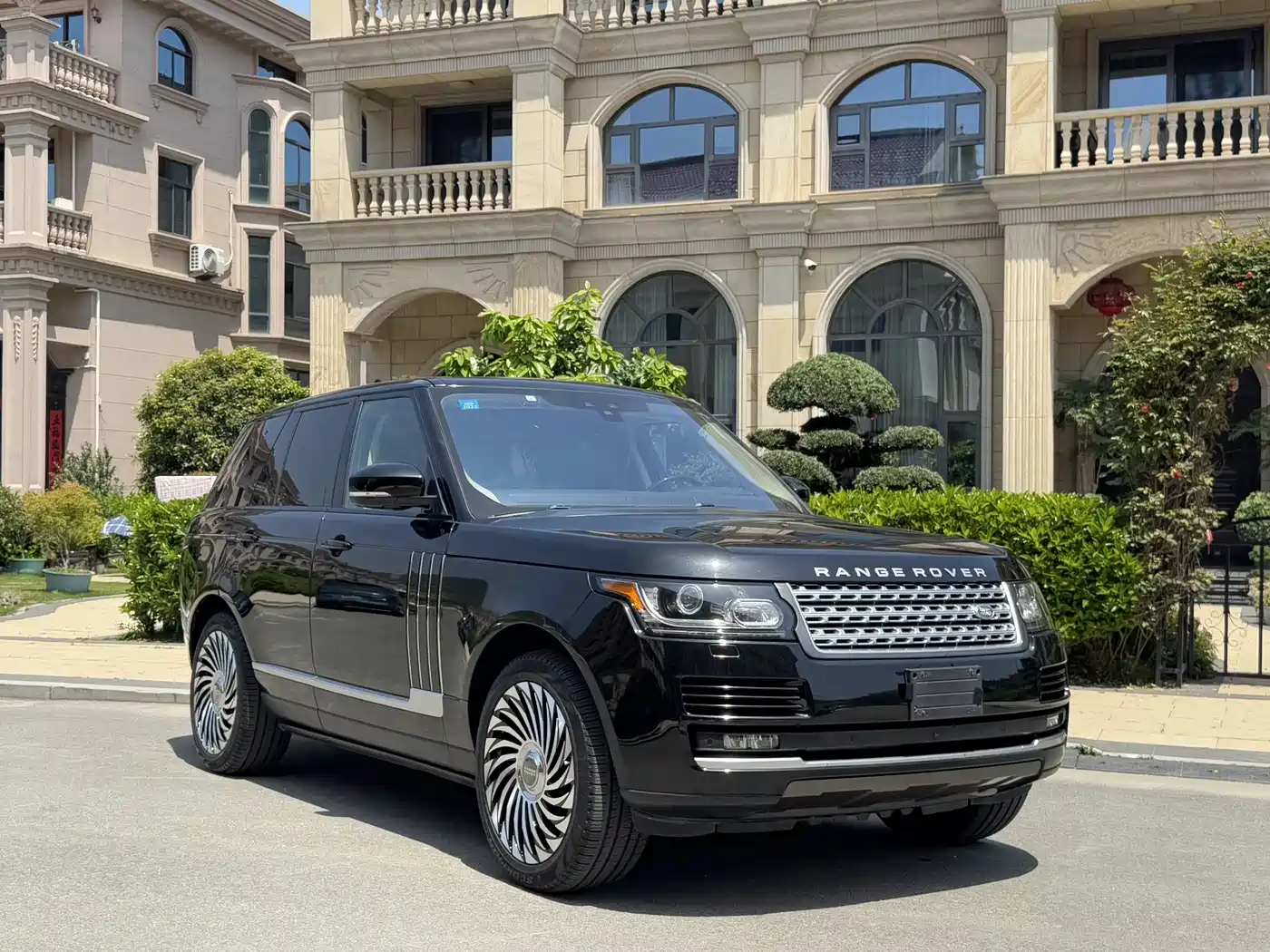 Land Rover Range Rover 2017 3.0 SC V6 Vogue фото 3