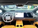 Photo 7 - Li Auto Li i8