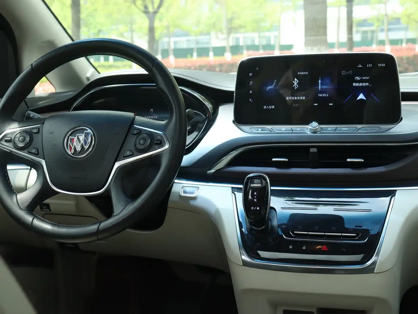 Buick GL8 2021 Land Business Class 652T Luxury фото 15