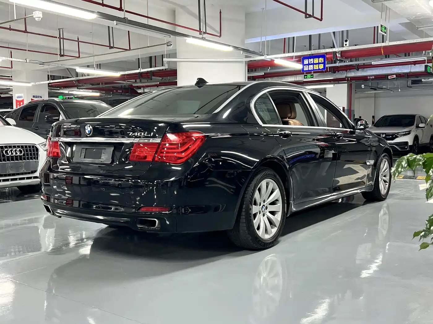 BMW 7 Series 2011 740Li Steinway Limited Edition фото 2