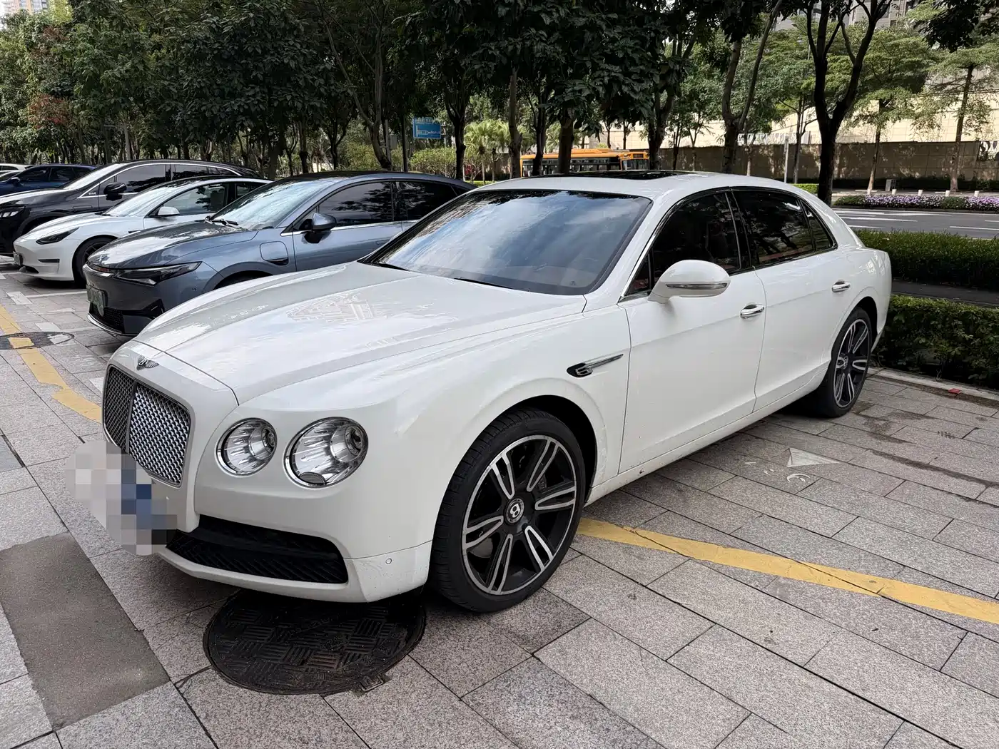 Bentley Flying Spur 2016 4.0T V8 Standard Edition