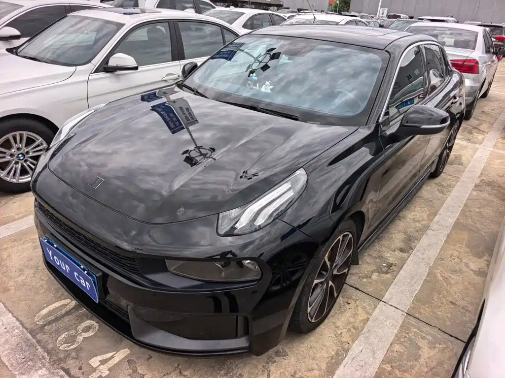Lynk & Co 03 2019 2.0TD Auto Power Version