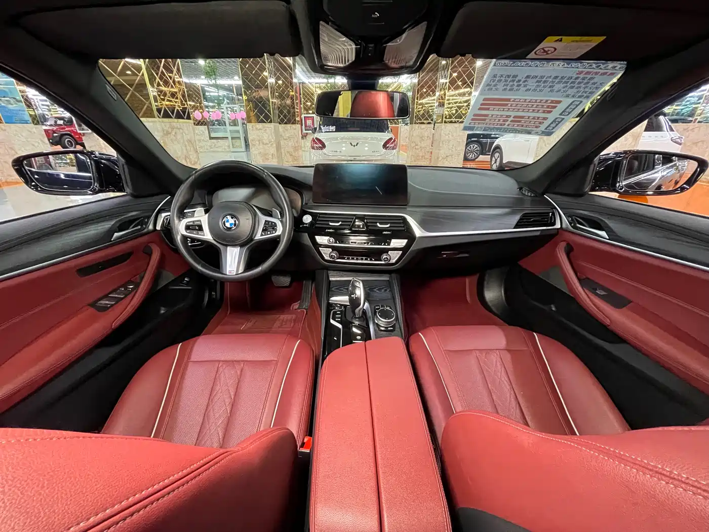 BMW 5 Series 2021 530Li Leading M Sport Package фото 11