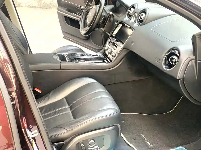 Jaguar XJ 2018 2018 XJL 3.0 SC 2WD Elegant Business Edition