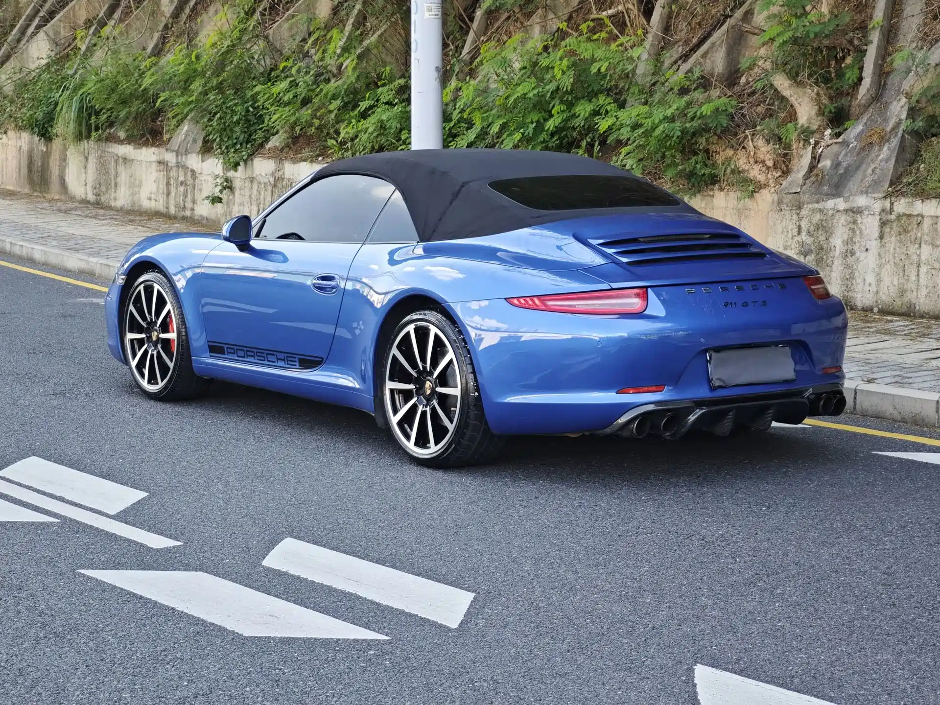 Photo 6 - Porsche 911