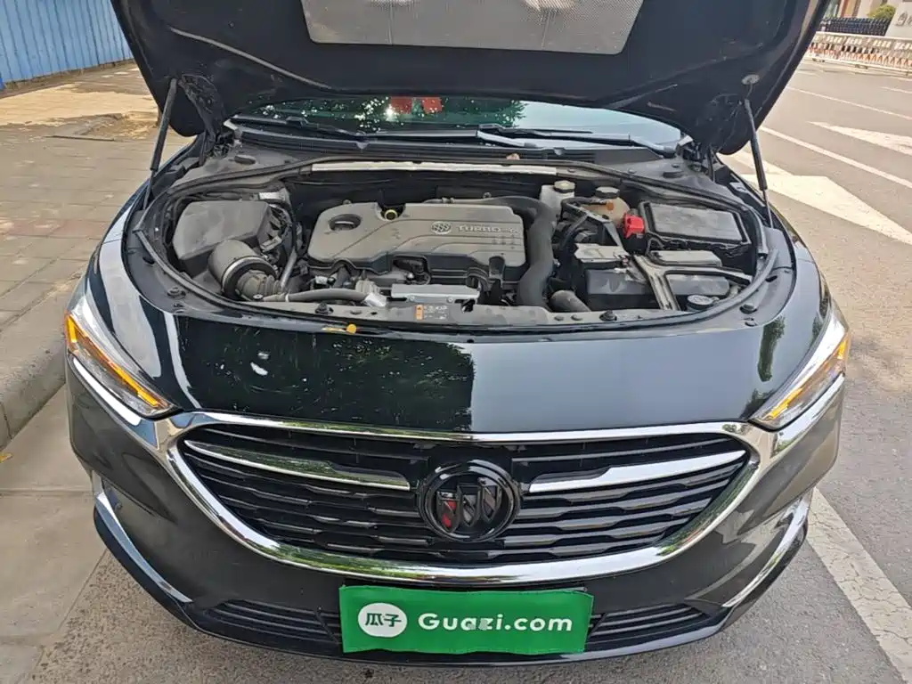 BUICK LACROSSE