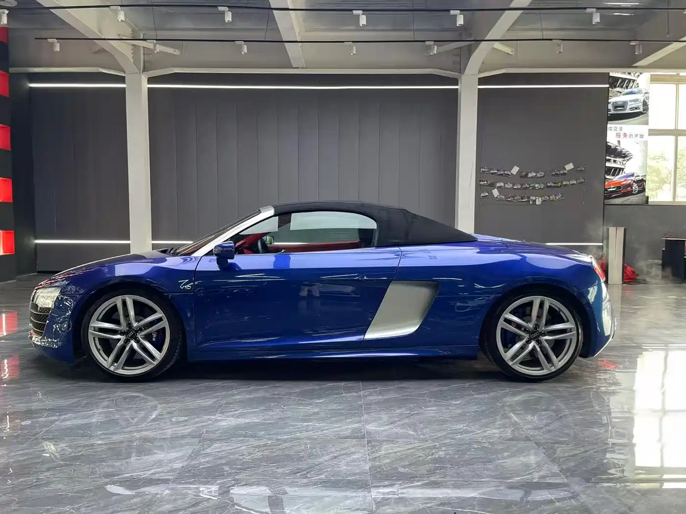 Audi R8 2014 Spyder 5.2 FSI quattro фото 14