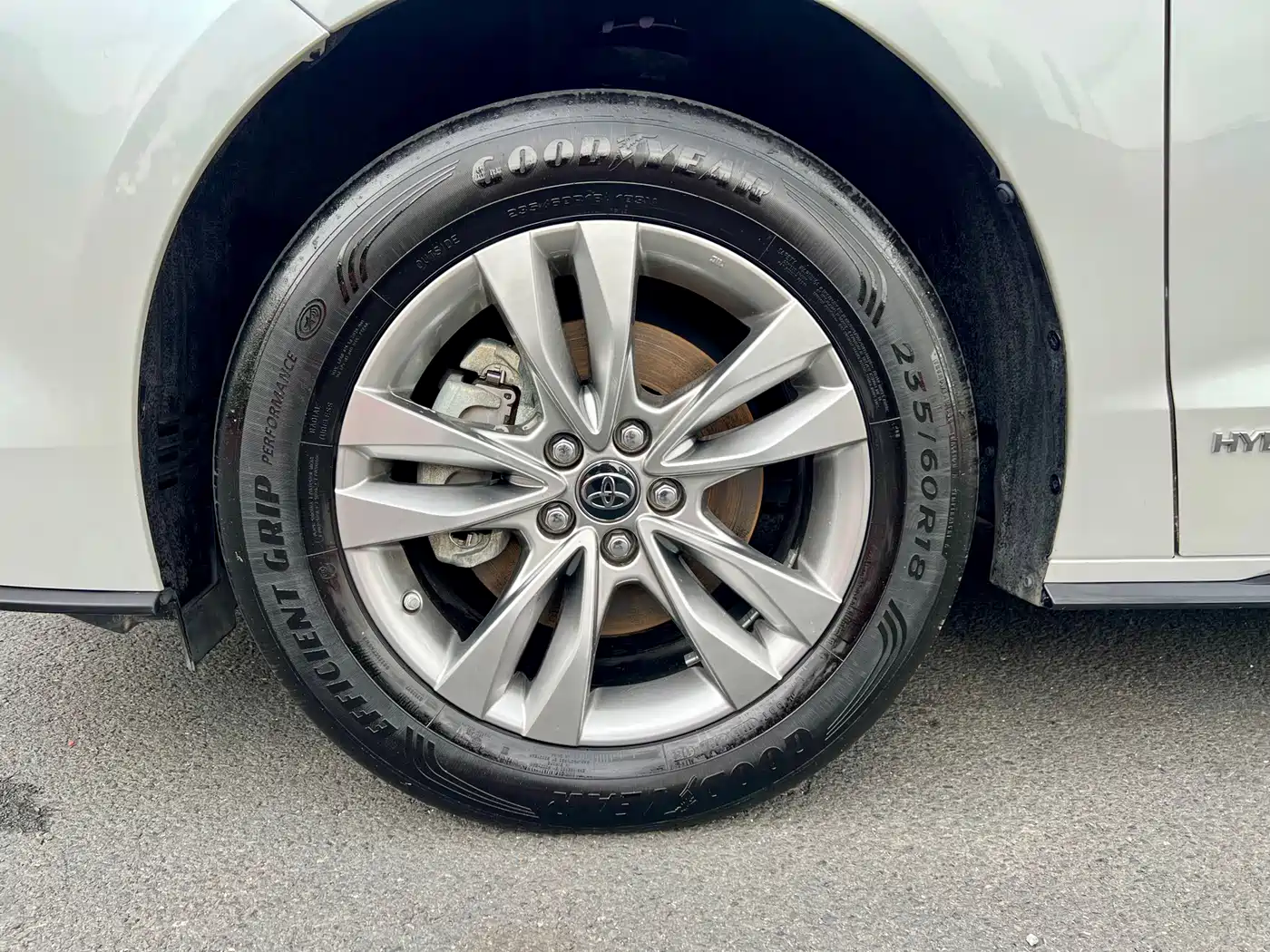 Toyota Sienna 2021 2.5L Hybrid Ultimate Edition фото 32