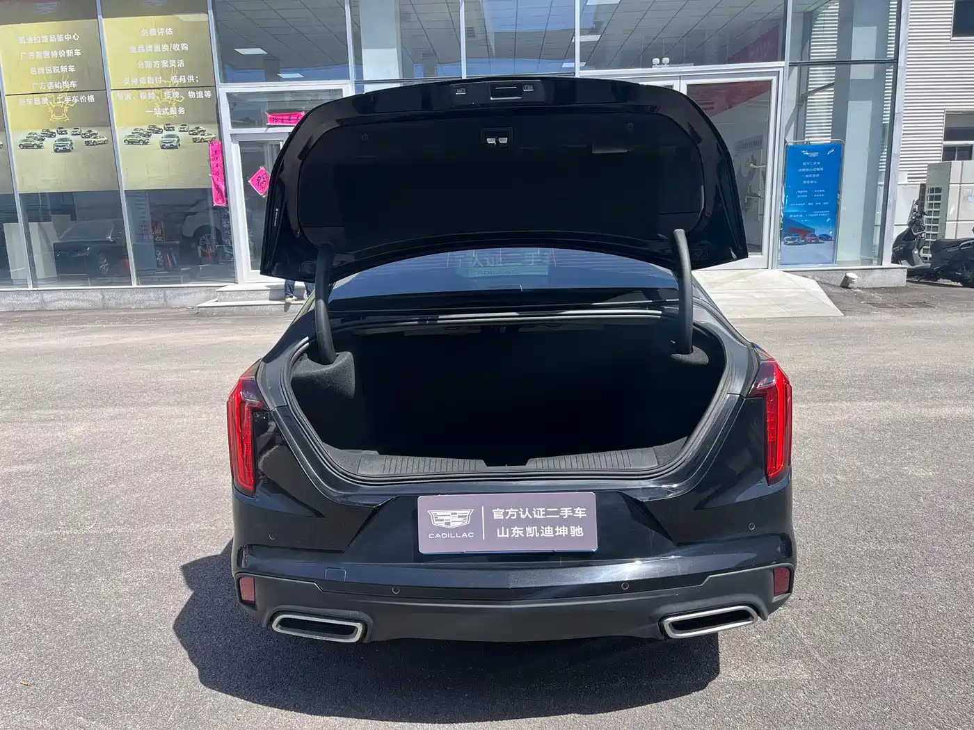 CADILLAC CT4
