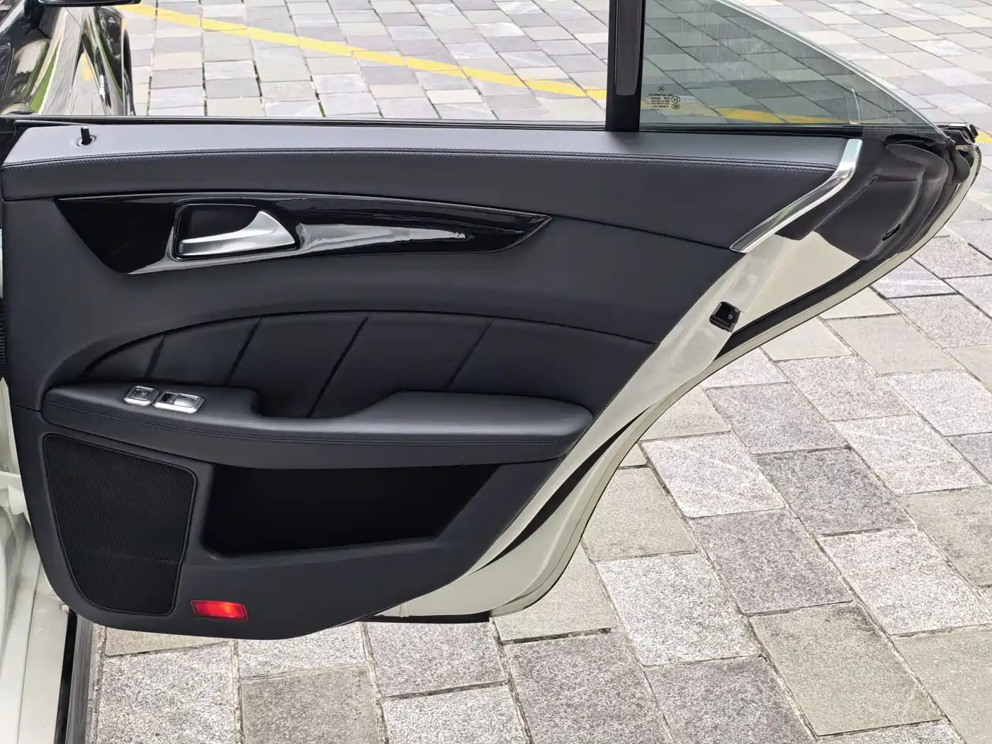 Mercedes-Benz CLS AMG 2015 AMG CLS 63 4MATIC фото 33