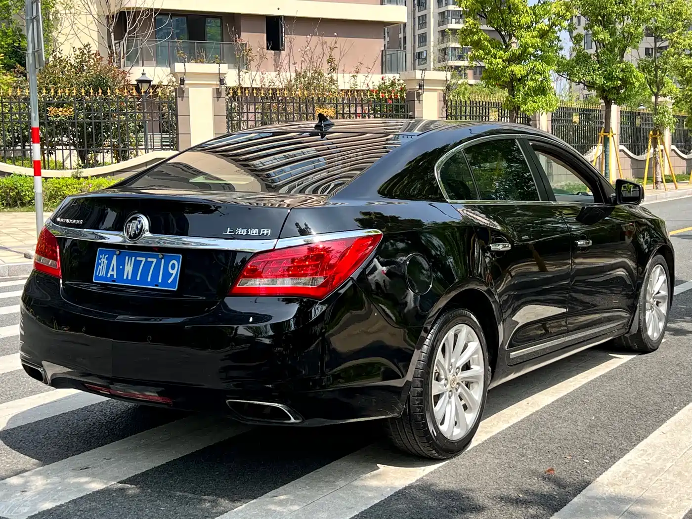 Buick LaCrosse 2013 2.4L SIDI Luxury Comfort фото 5