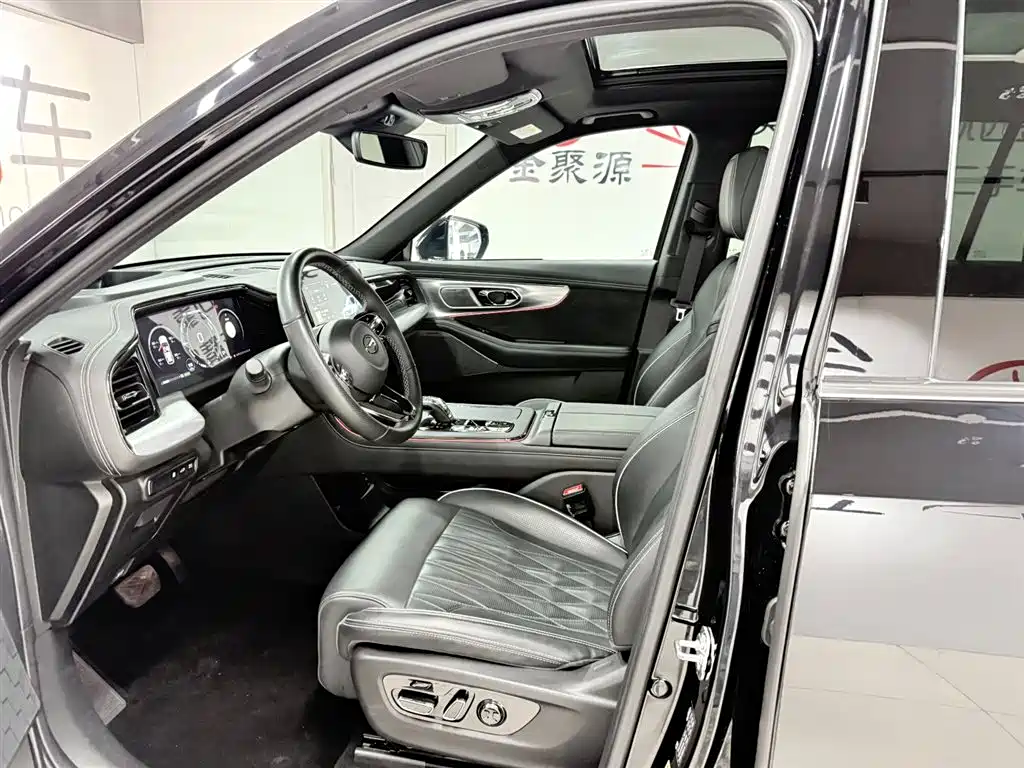 GAC Trumpchi Trumpchi GS8 2022 Hybrid Series 2.0TM 4WD Premium Edition (7-Seater) фото 7