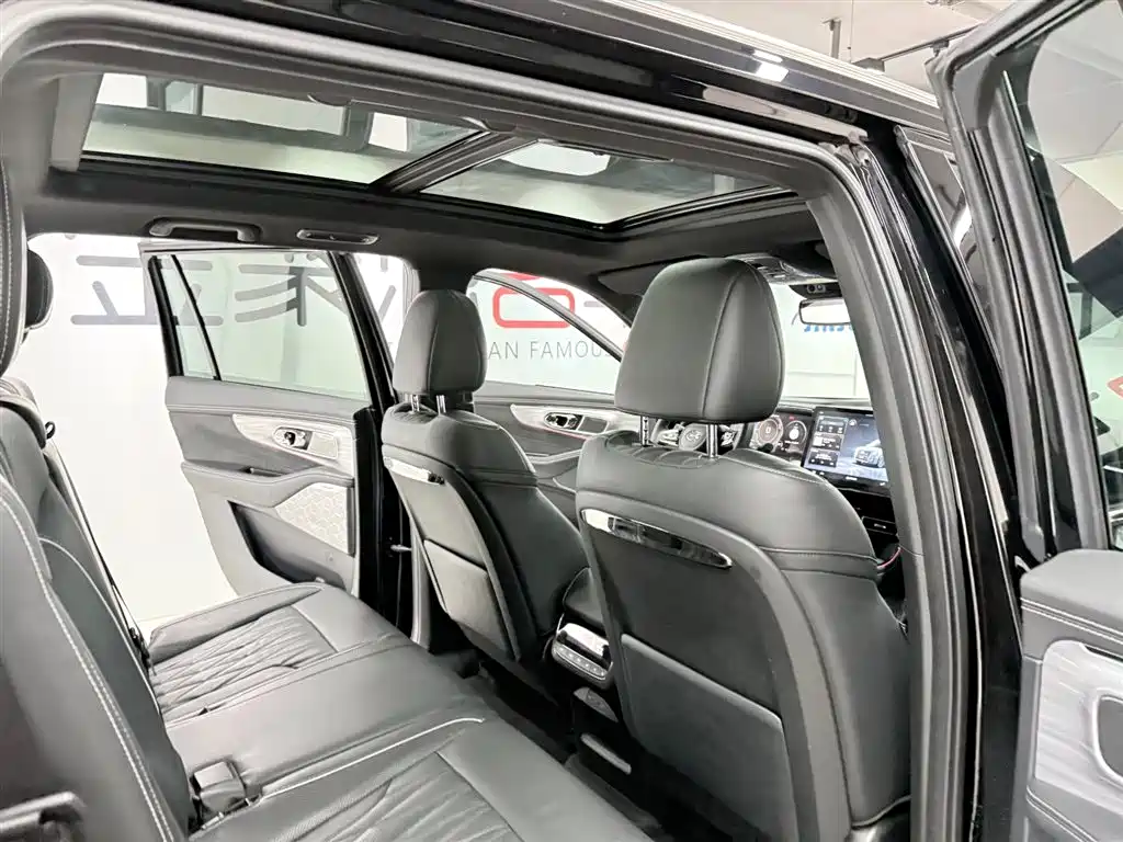 GAC Trumpchi Trumpchi GS8 2022 Hybrid Series 2.0TM 4WD Premium Edition (7-Seater) фото 15