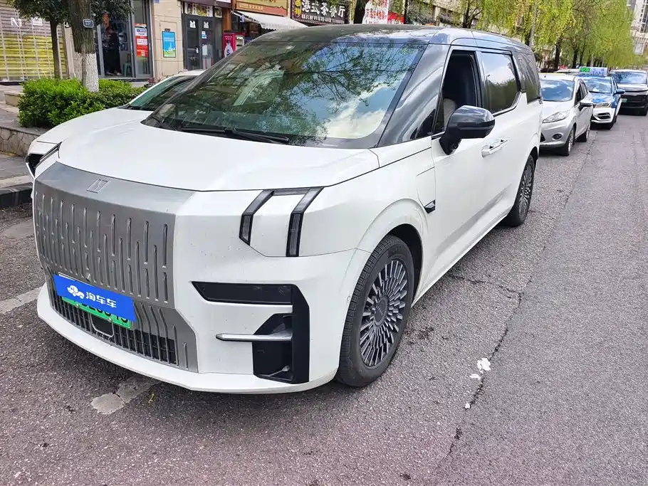 ZEEKR EXTREME KRYPTON 009