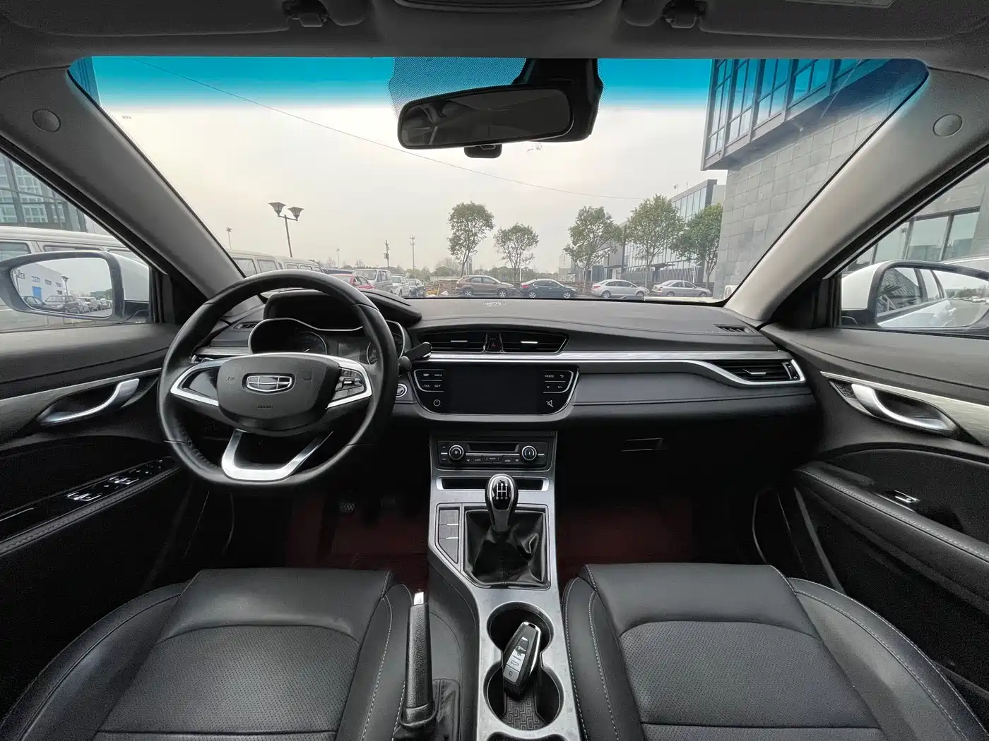 Photo 8 - Geely Emgrand
