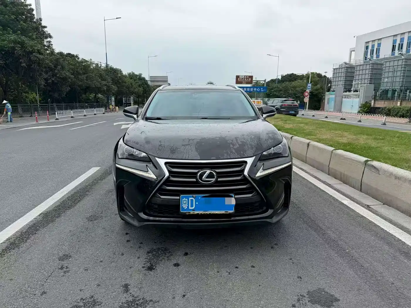 Lexus NX 2015 200t AWD F Sport фото 2