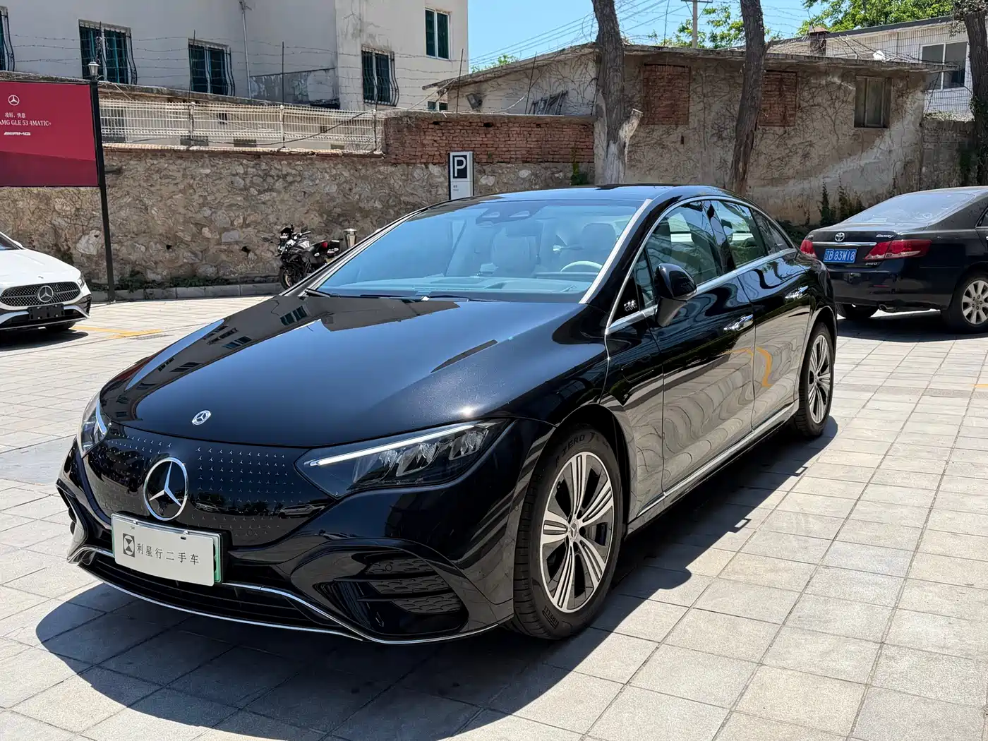 Mercedes-Benz EQE 2025 Model 500 4MATIC Luxury Edition