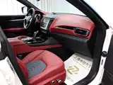 Photo 13 - Maserati Levante