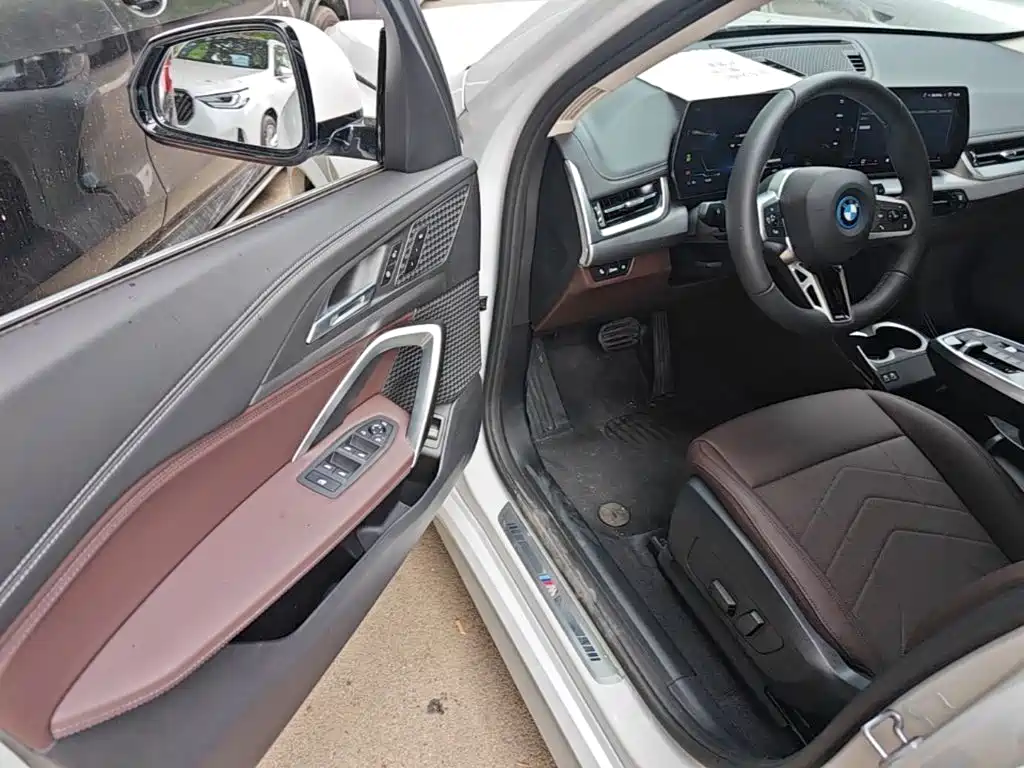 BMW iX1 2025 2023 eDrive25L M Sport Package