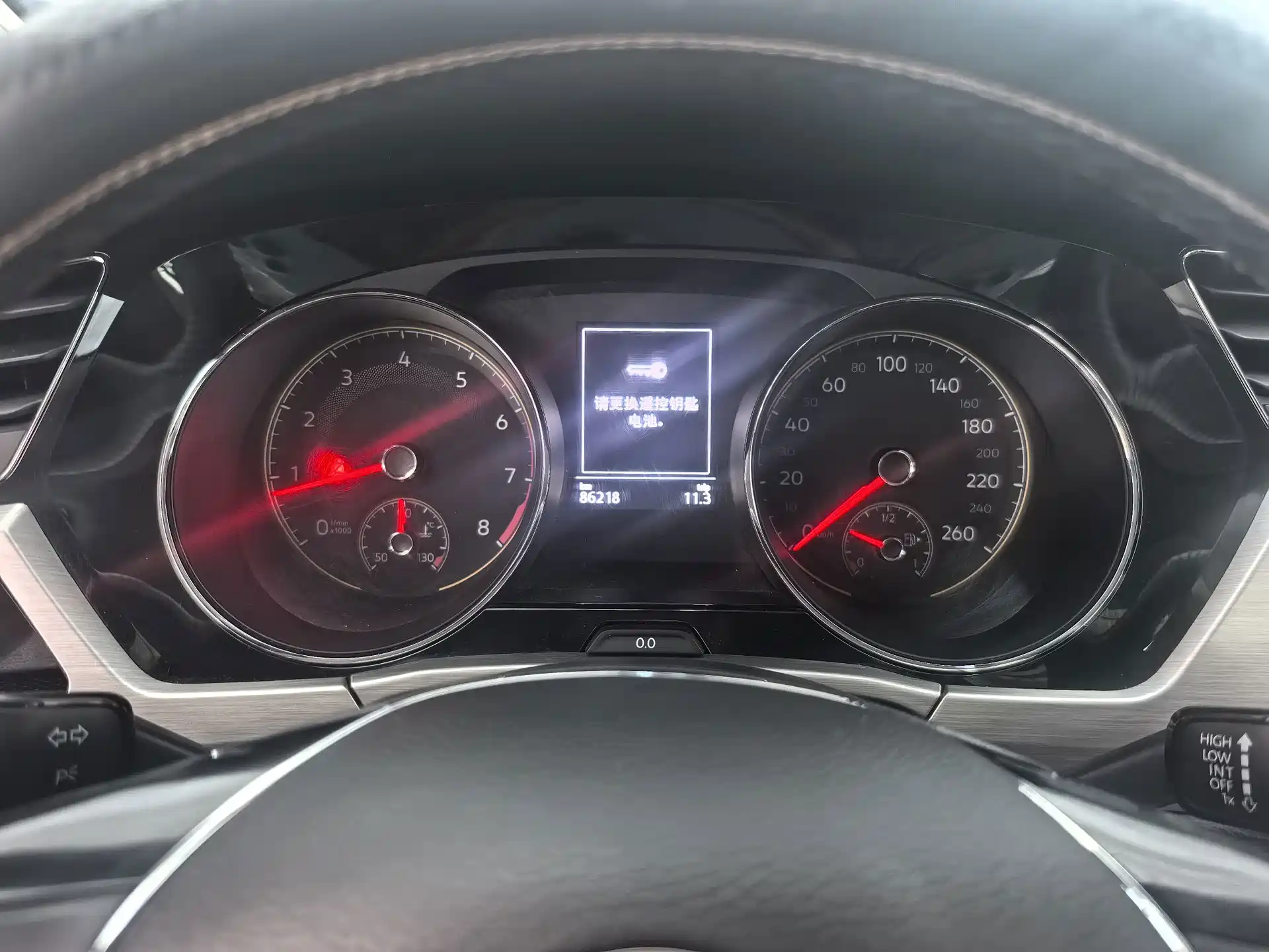 Фото 9 - Volkswagen Touran