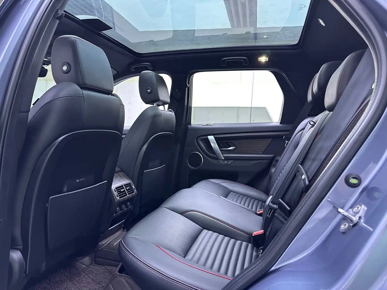 Фото 9 - Land Rover Discovery Sport