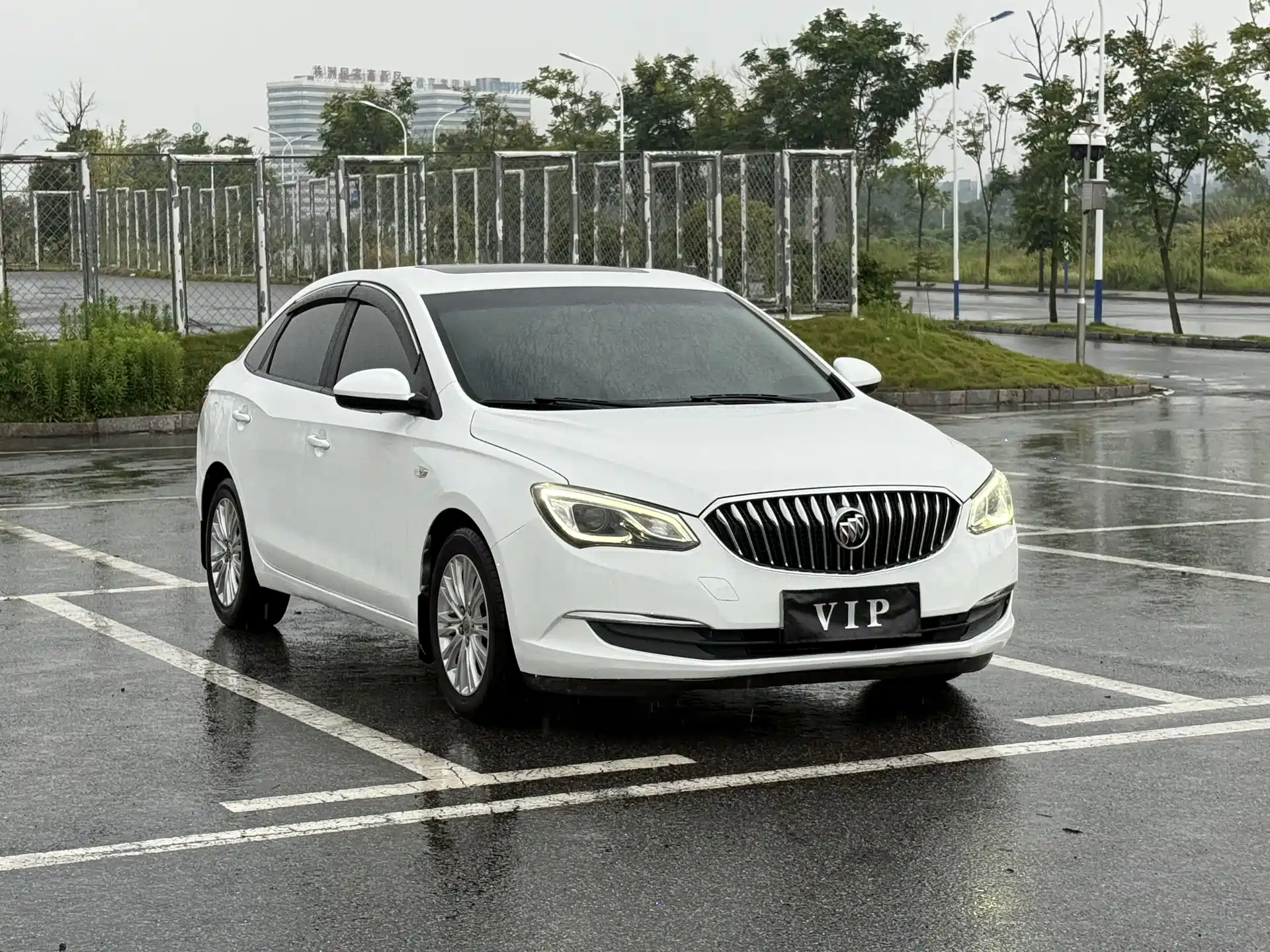 Фото 3 - Buick Excelle