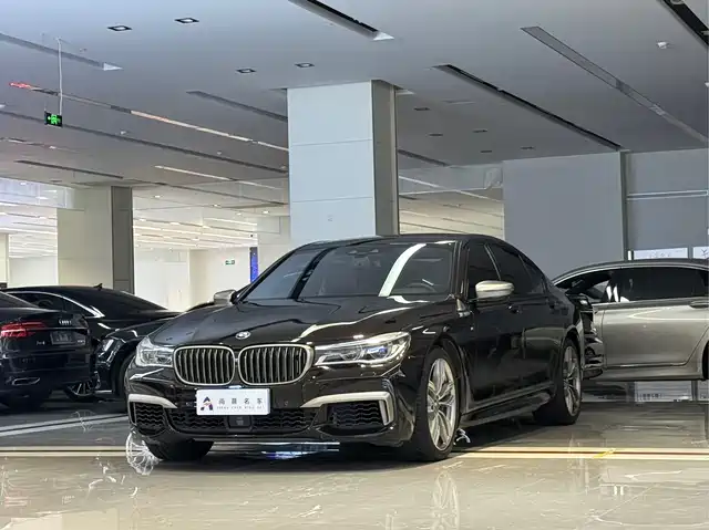 BMW 7 SERIES