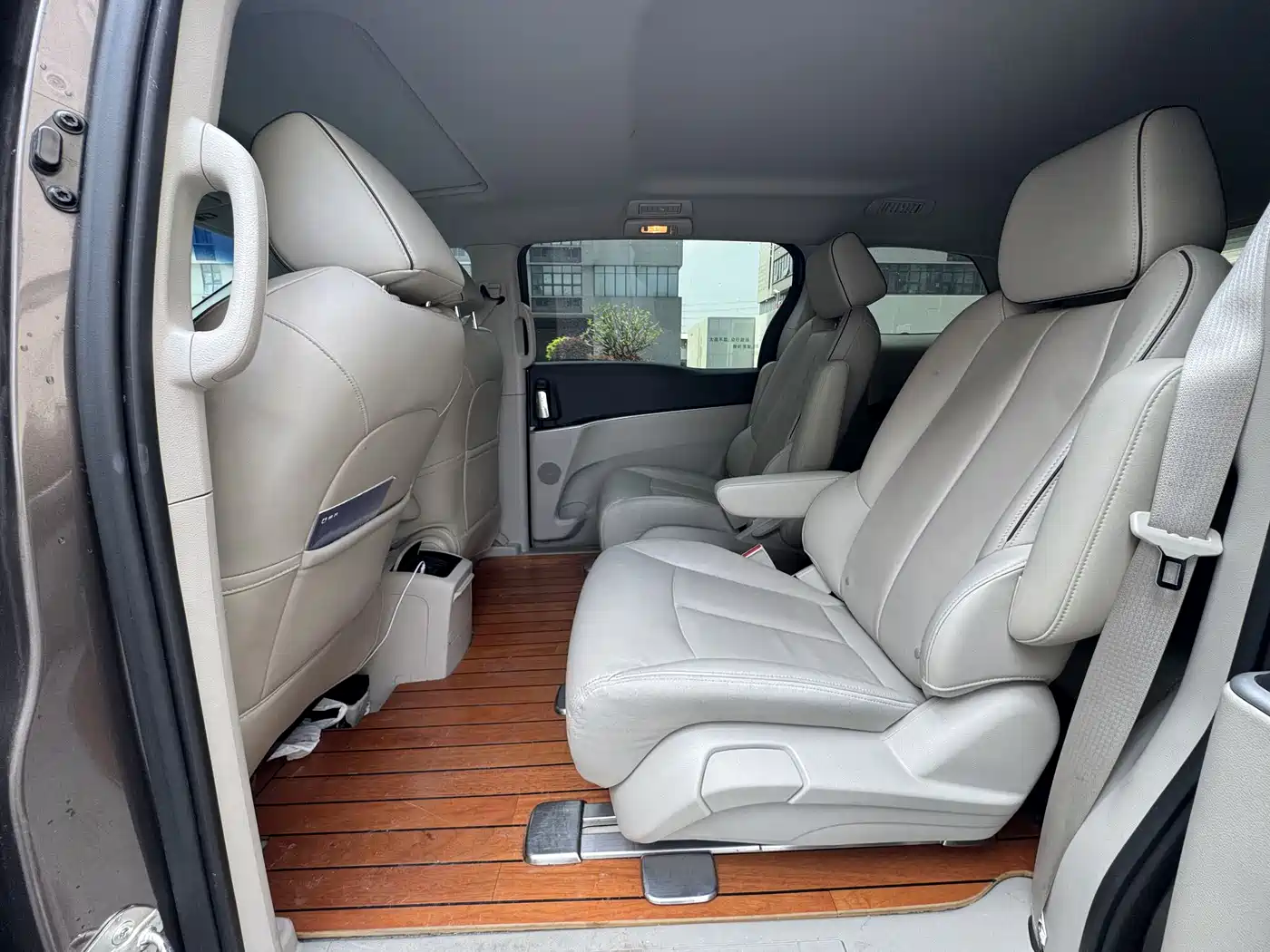 Buick GL8 2020 Model Land Business Class 652T Luxury фото 6