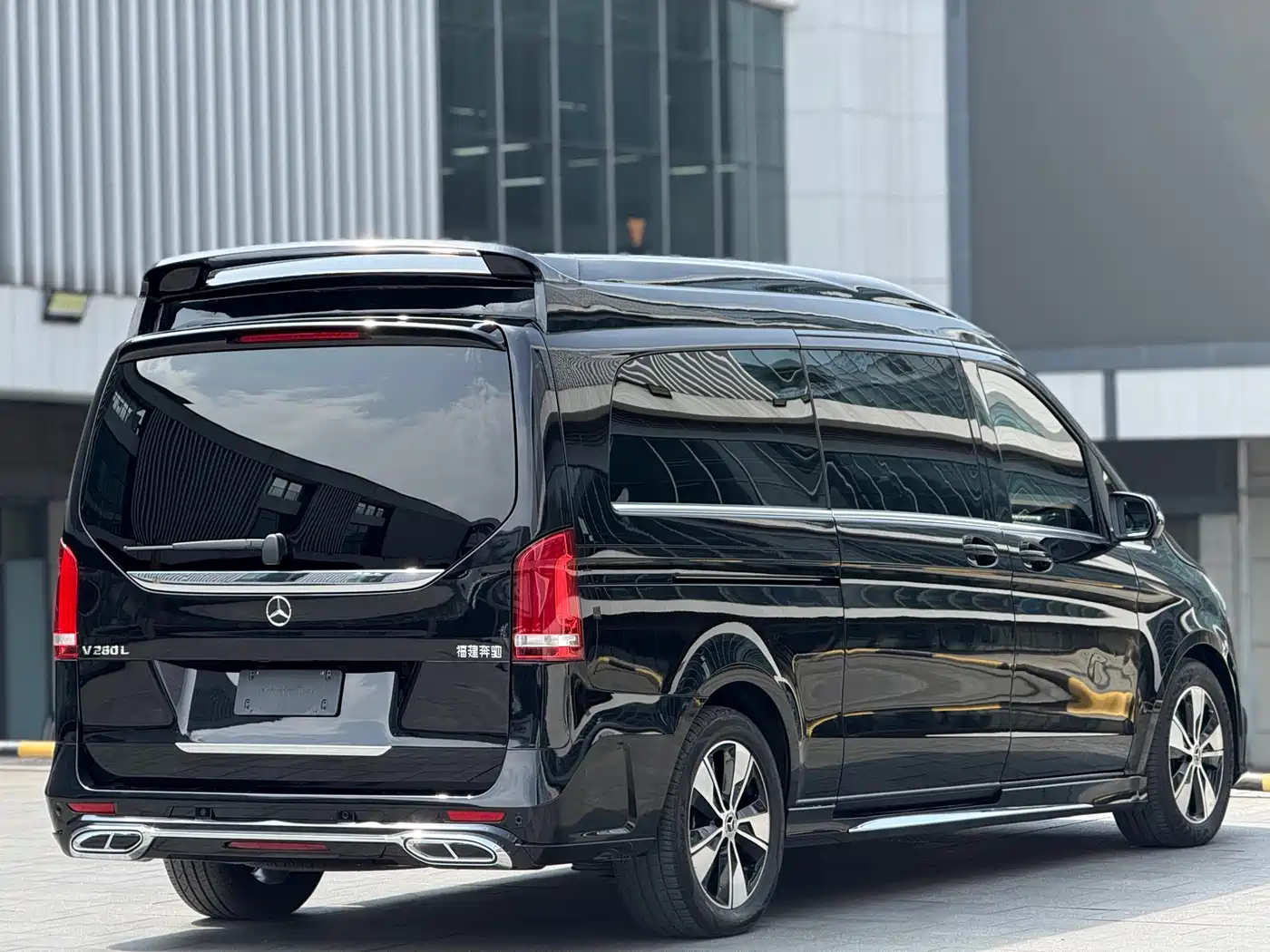 MERCEDES-BENZ V CLASS