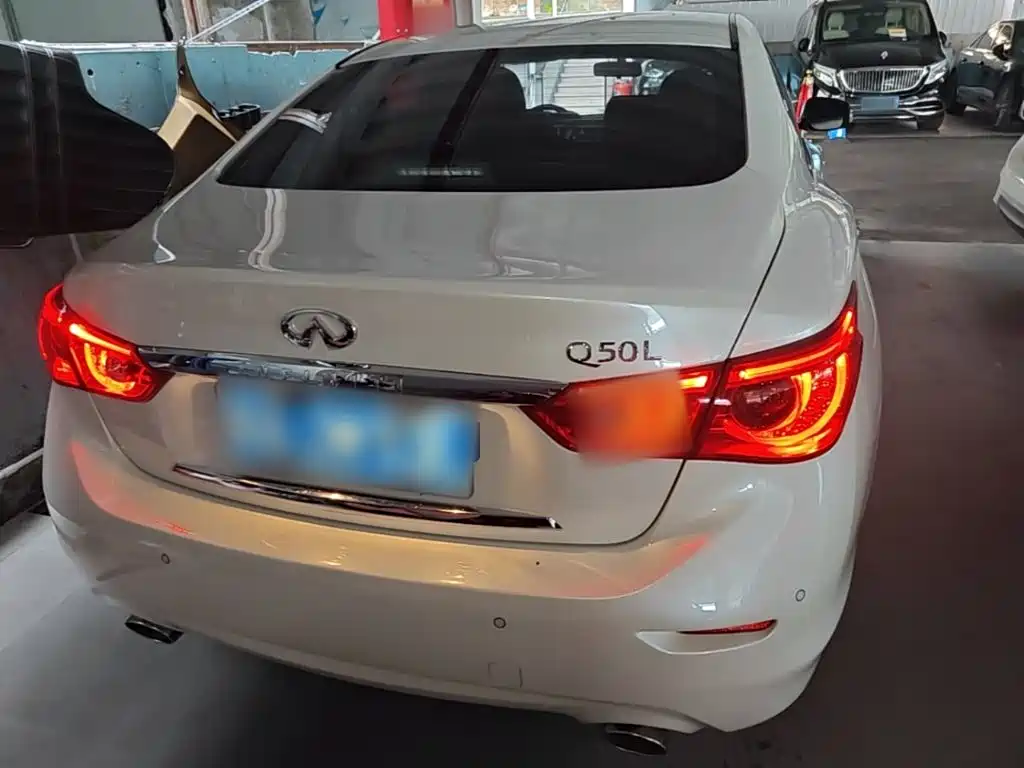 Infiniti Q50L 2016 2016 Model 2.0T Comfort Edition