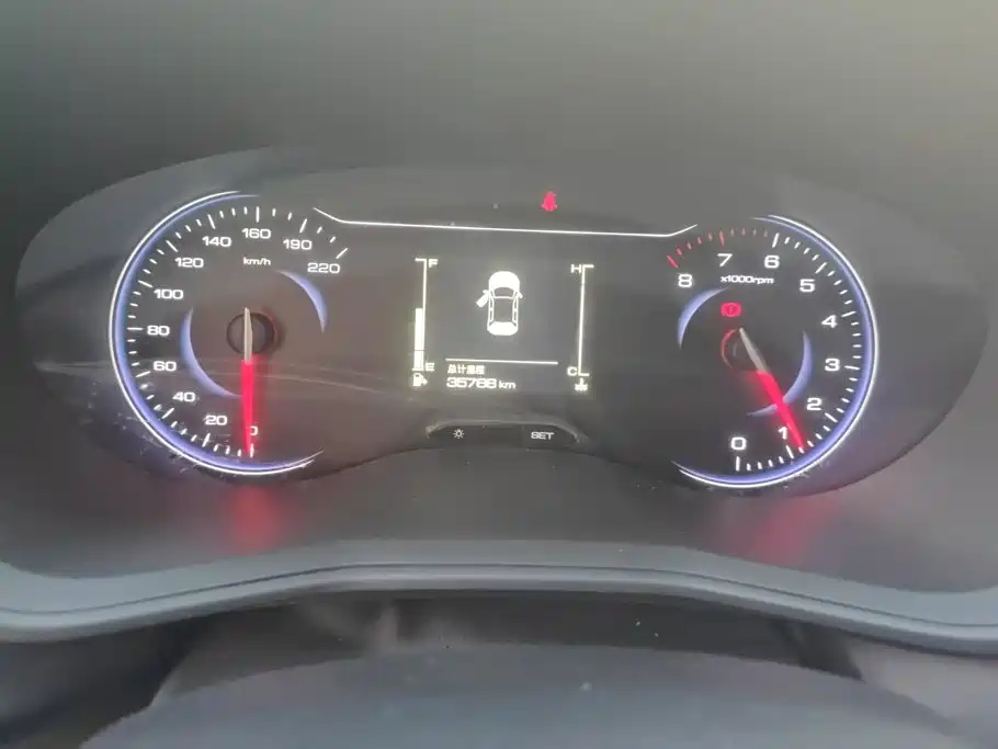 صورة 14 - Baojun RS-3