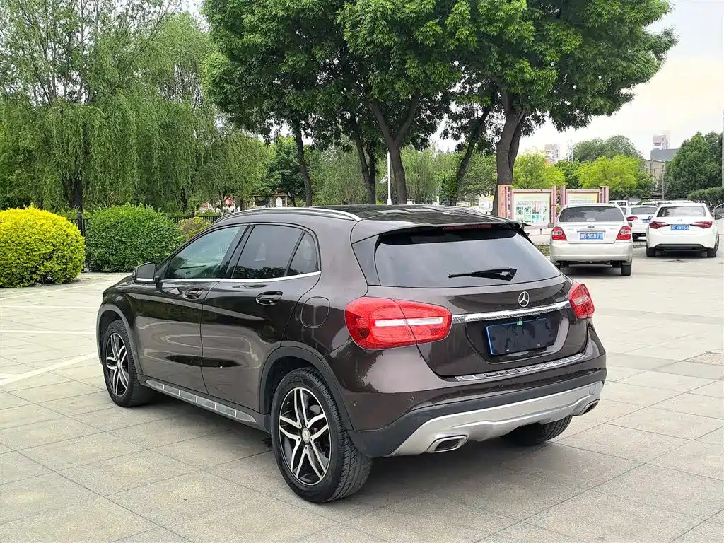Mercedes-Benz GLA 2016 GLA 200 Fashion фото 5