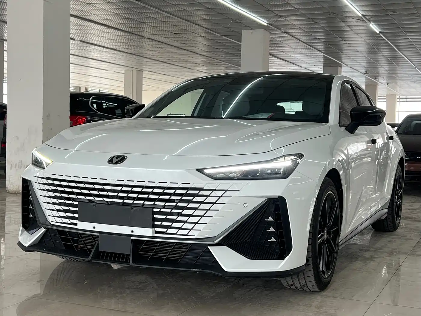 Changan UNI-V 2022 1.5T Premium Model