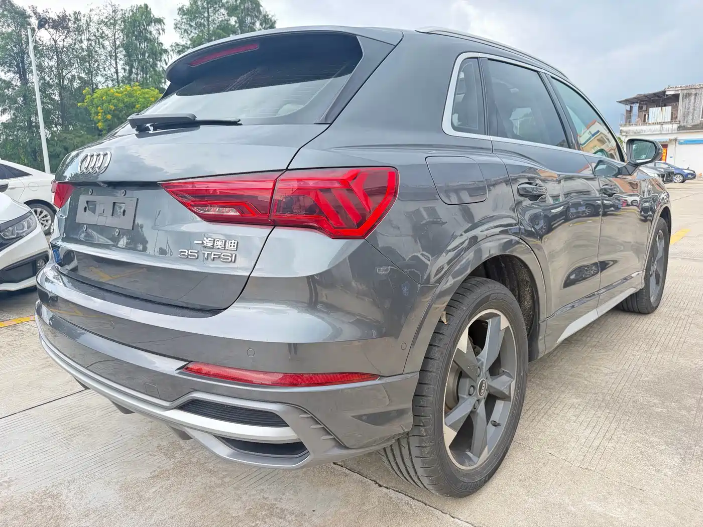 Audi Q3 2021 35 TFSI Fashion Sport фото 4