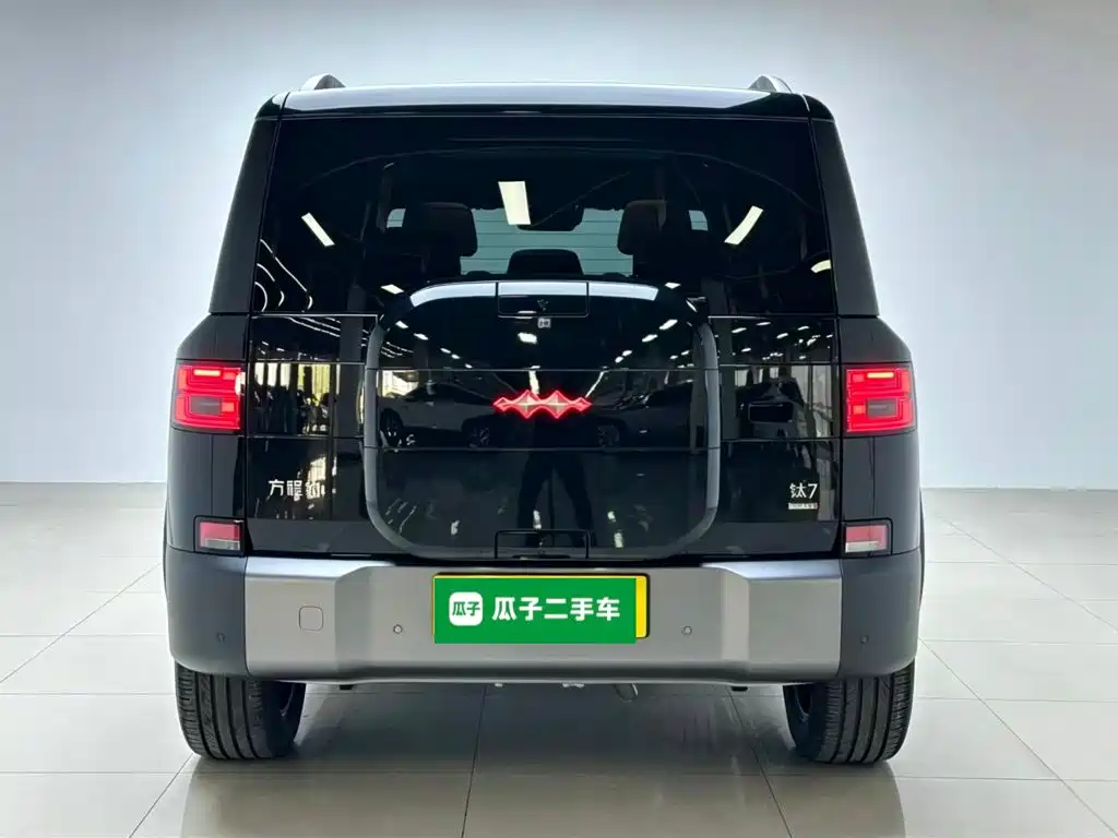 Fang Cheng Bao Titanium 7 2026 2025 AWD Base Model