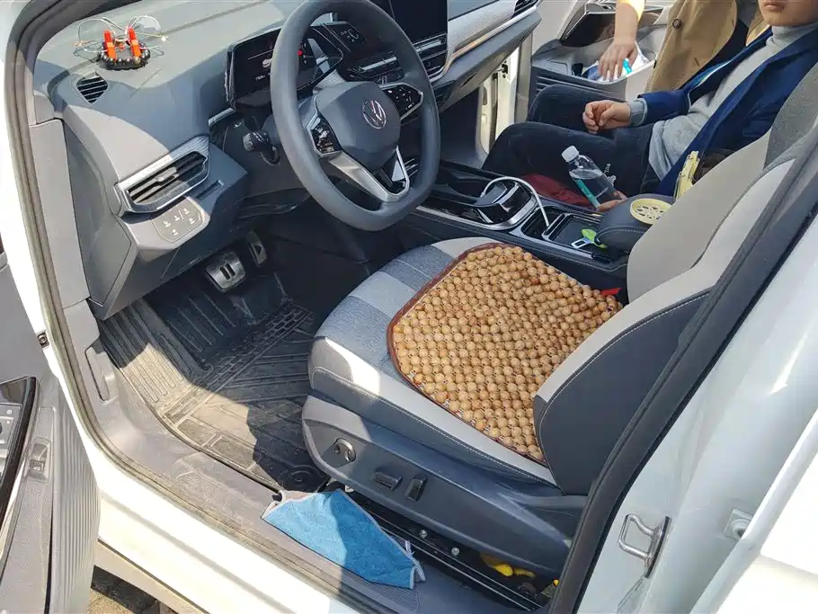 VOLKSWAGEN ID.4 CROZZ