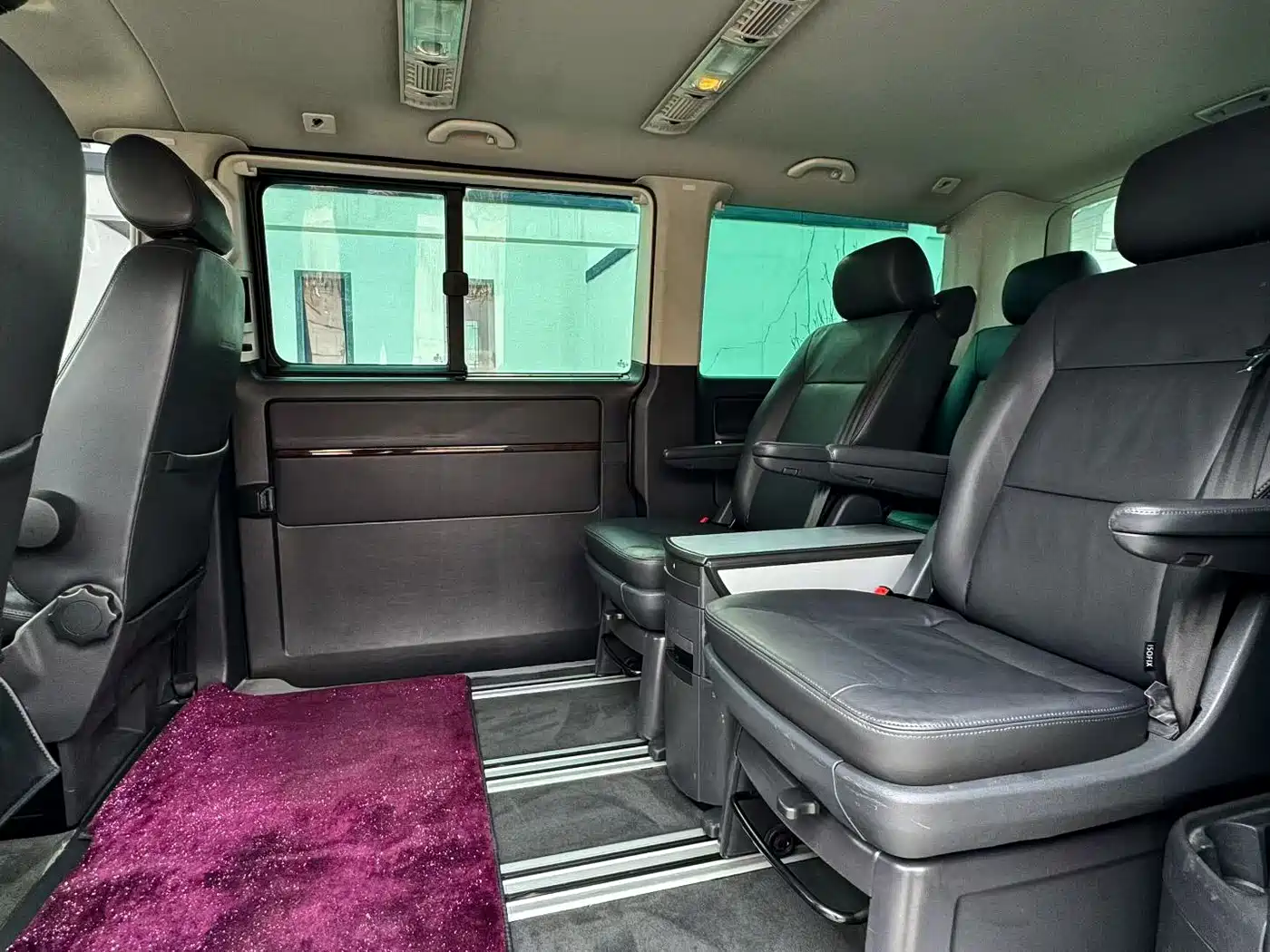 Volkswagen Multivan 2012 2.0TSI 2WD Luxury Edition фото 7