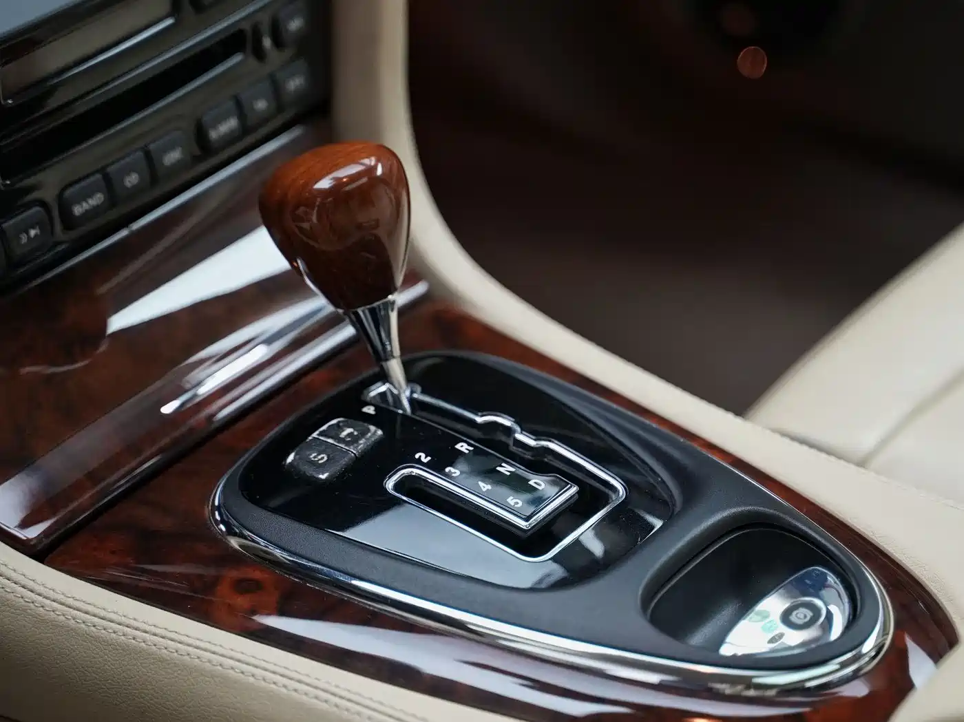 Jaguar XJ 2007 Model XJ6L 3.0 Royal Long Wheelbase фото 15